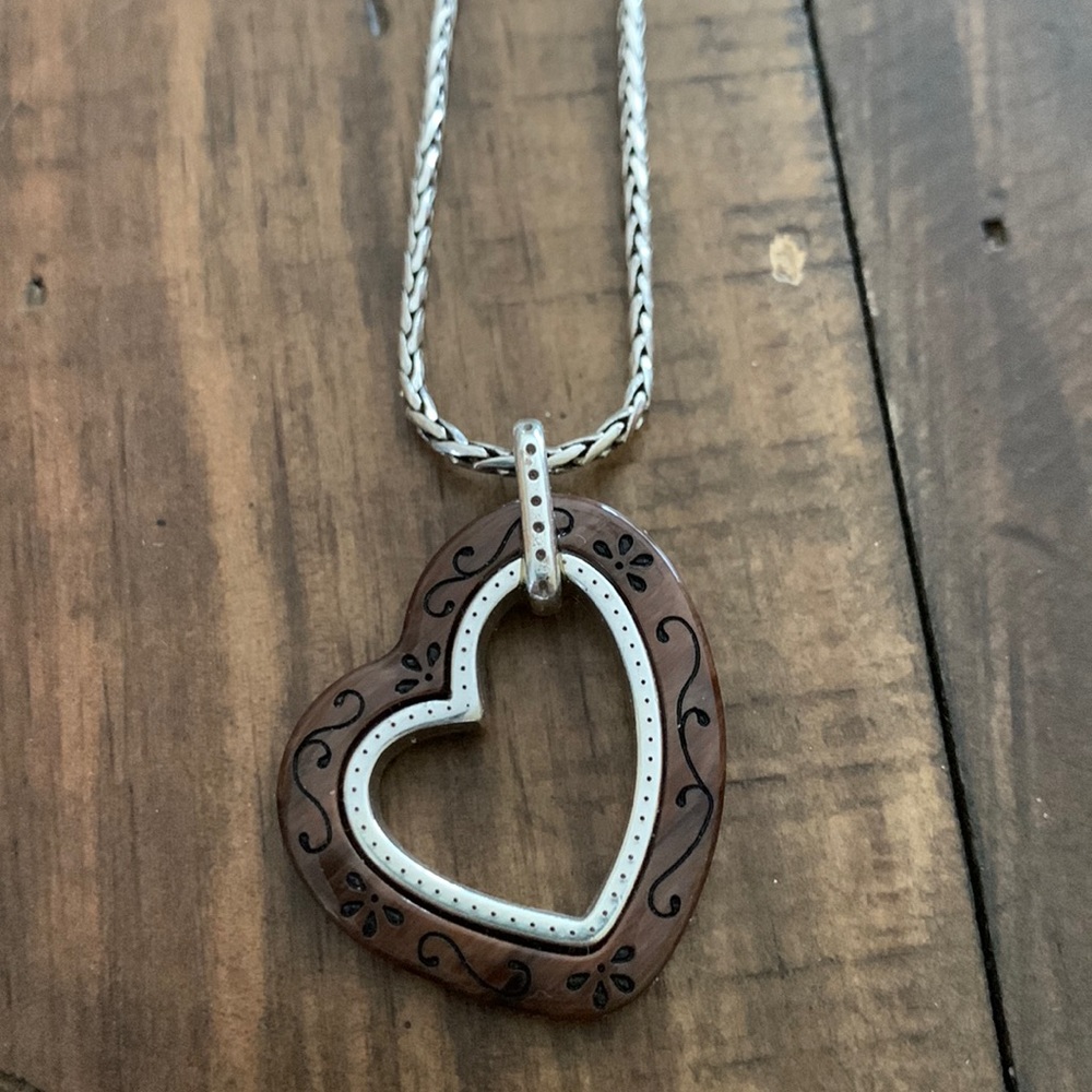 Brighton Reversible brown/black etched heart 🤎 🖤